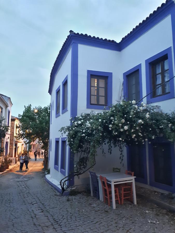 Bozcaada Boutique Bed & Breakfast Exterior photo