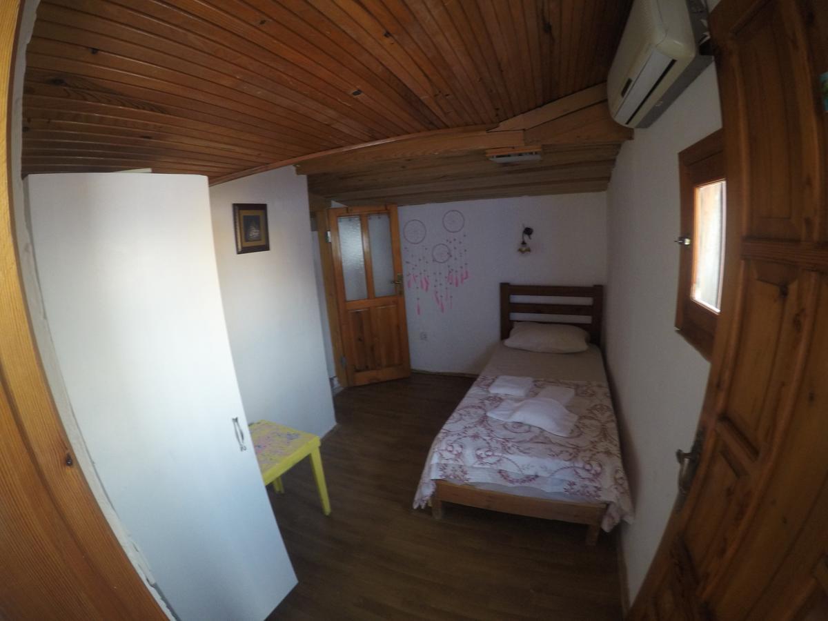 Bozcaada Boutique Bed & Breakfast Exterior photo