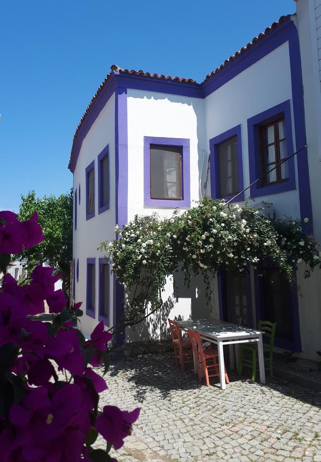 Bozcaada Boutique Bed & Breakfast Exterior photo