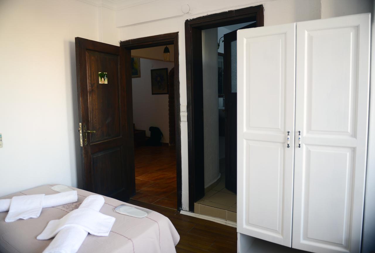 Bozcaada Boutique Bed & Breakfast Exterior photo